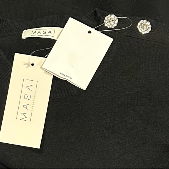 Masai Copenhagen Mafilizia Shoulder Button Crewneck Sweater - Picture 15 of 15